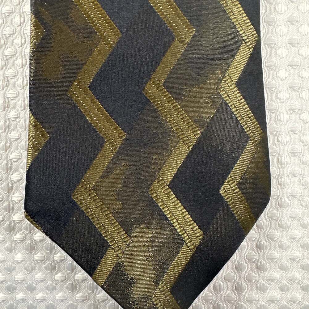 Murano Italia Mens Vintage Silk Tie Gold Black Geometric tie